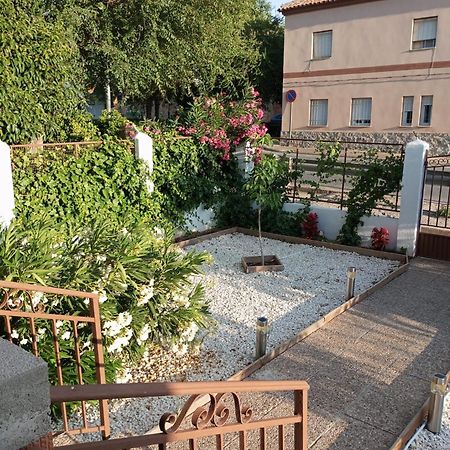 Vivienda Turistica Vino Tinto Villa Almonacid de Toledo Bagian luar foto